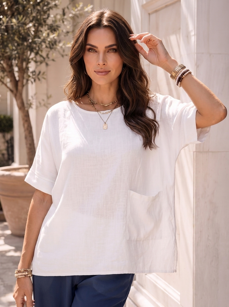 “KIARA” Relaxed Fit Button Back Top white