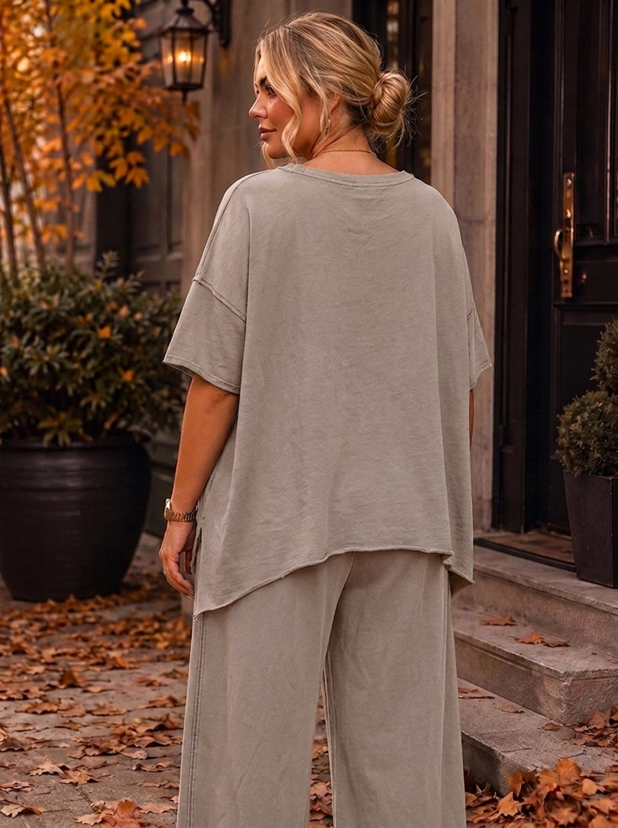 “BETH Collection” V-Neck Oversized Sweat Top mocha