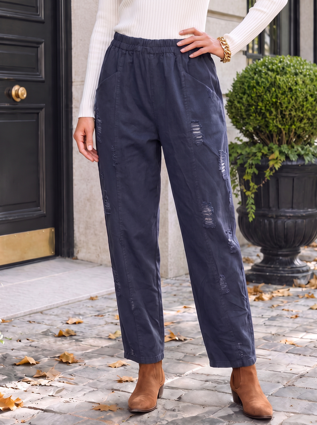“MILLIE” Italian Distressed Barrel Jeans NAVY