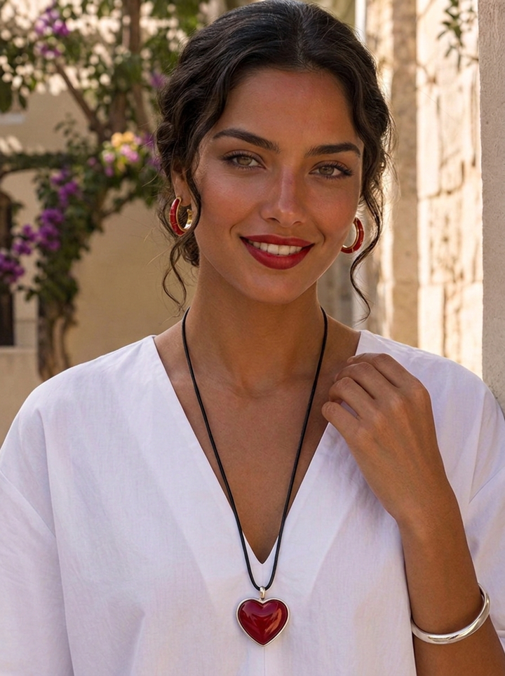 THE “AMOUR” Heart Pendant Necklace red