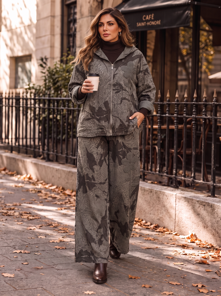 “TYRA” Printed Needlecord Barrel Trousers mocha