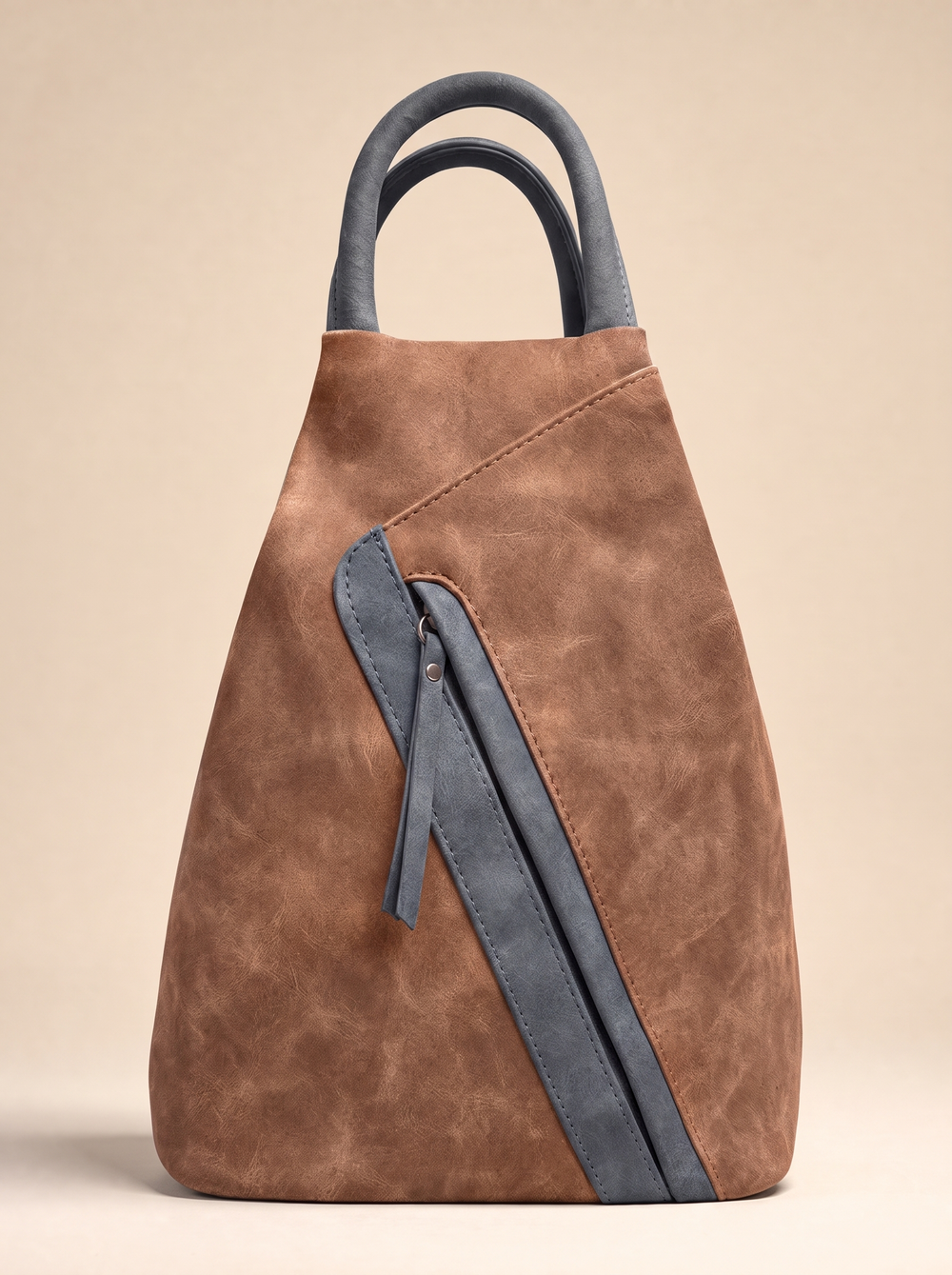 “BERNY” Contrast Zip Backpack tan