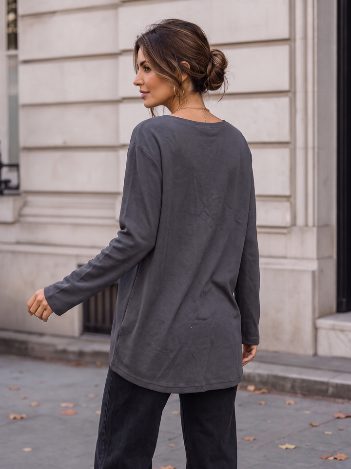 “KENZIE Collection” Eyelet Detail Dipped Hem Sweat Top slate grey