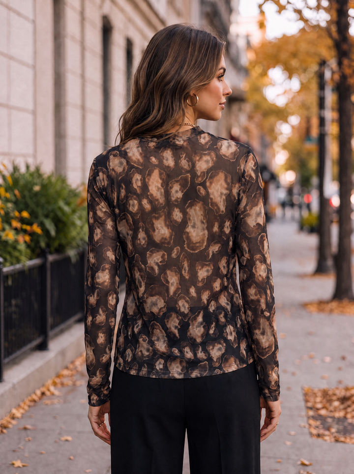 “MONIQUE” Leopard Print Mesh Top chocolate
