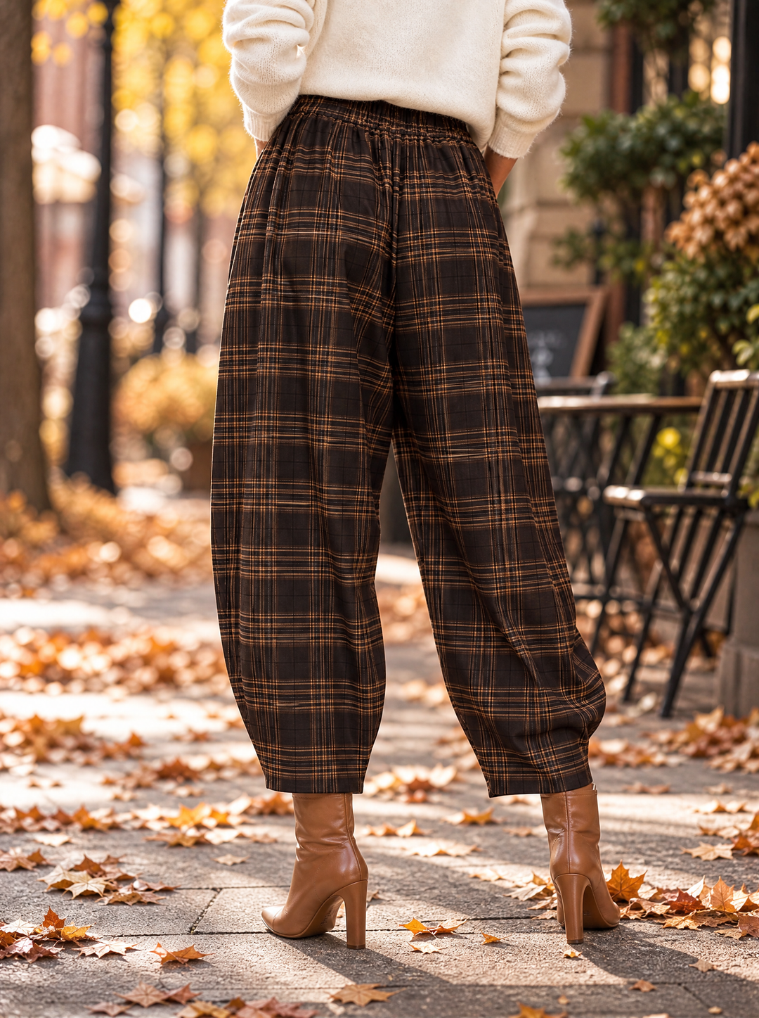 “CARRIE” Heritage Check Barrel Trousers chocolate