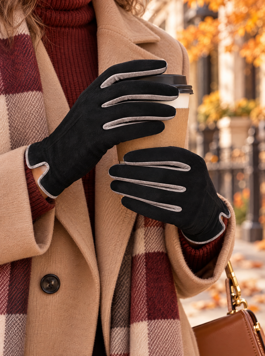 “GEORGIA” Contrast Trim Touchscreen Gloves black