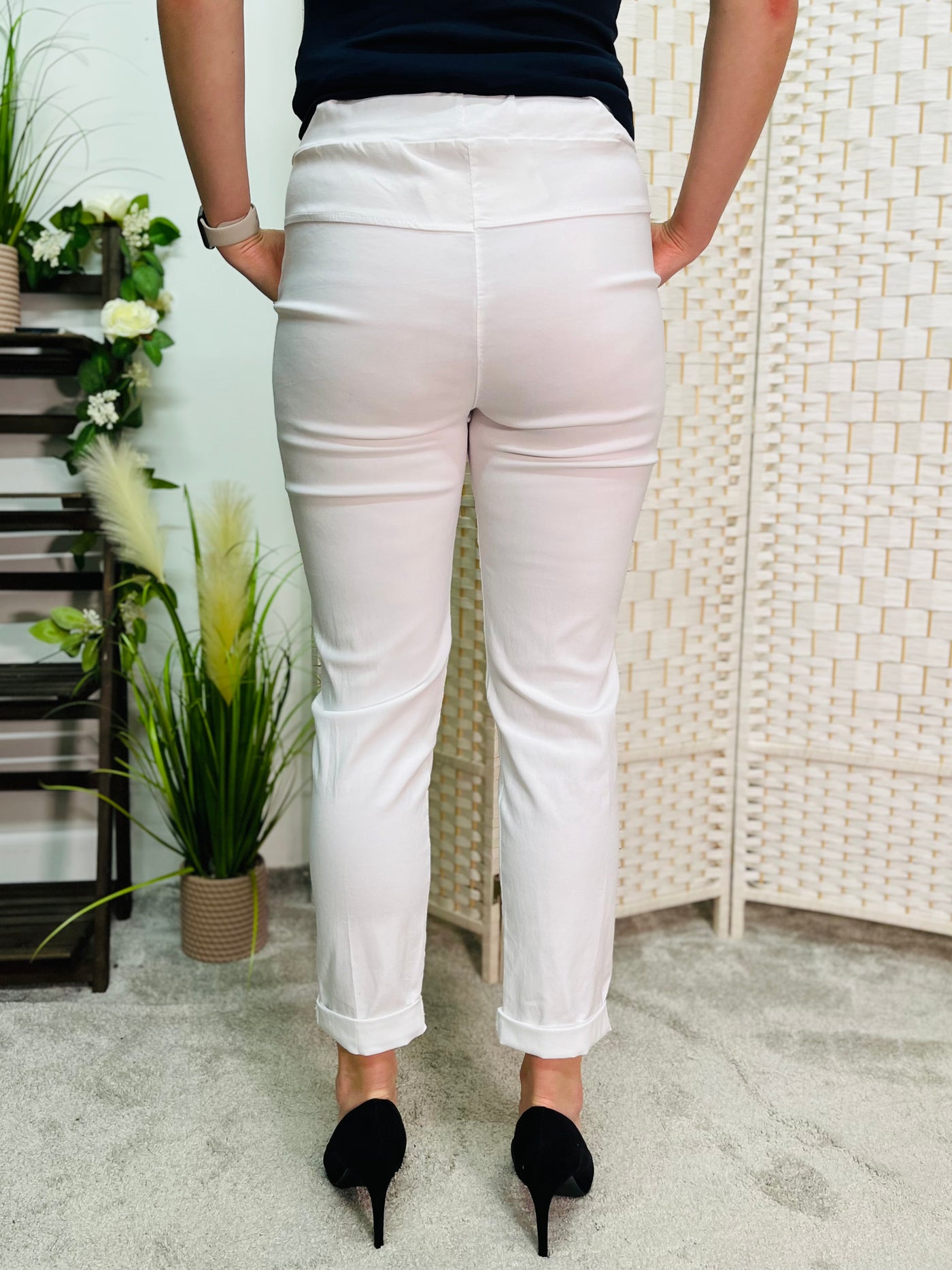 "CARMELA" Smooth MAGIC Trouser-White