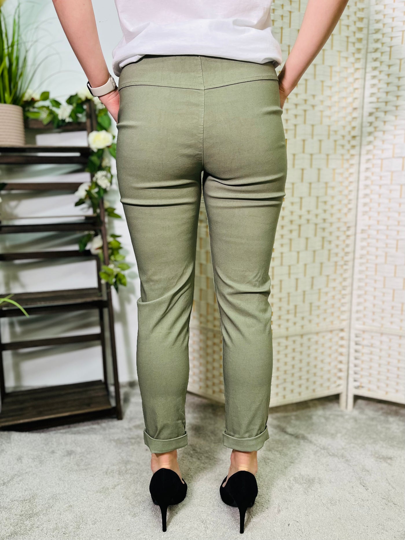 "CARMELA" Smooth MAGIC Trouser-Khaki Green