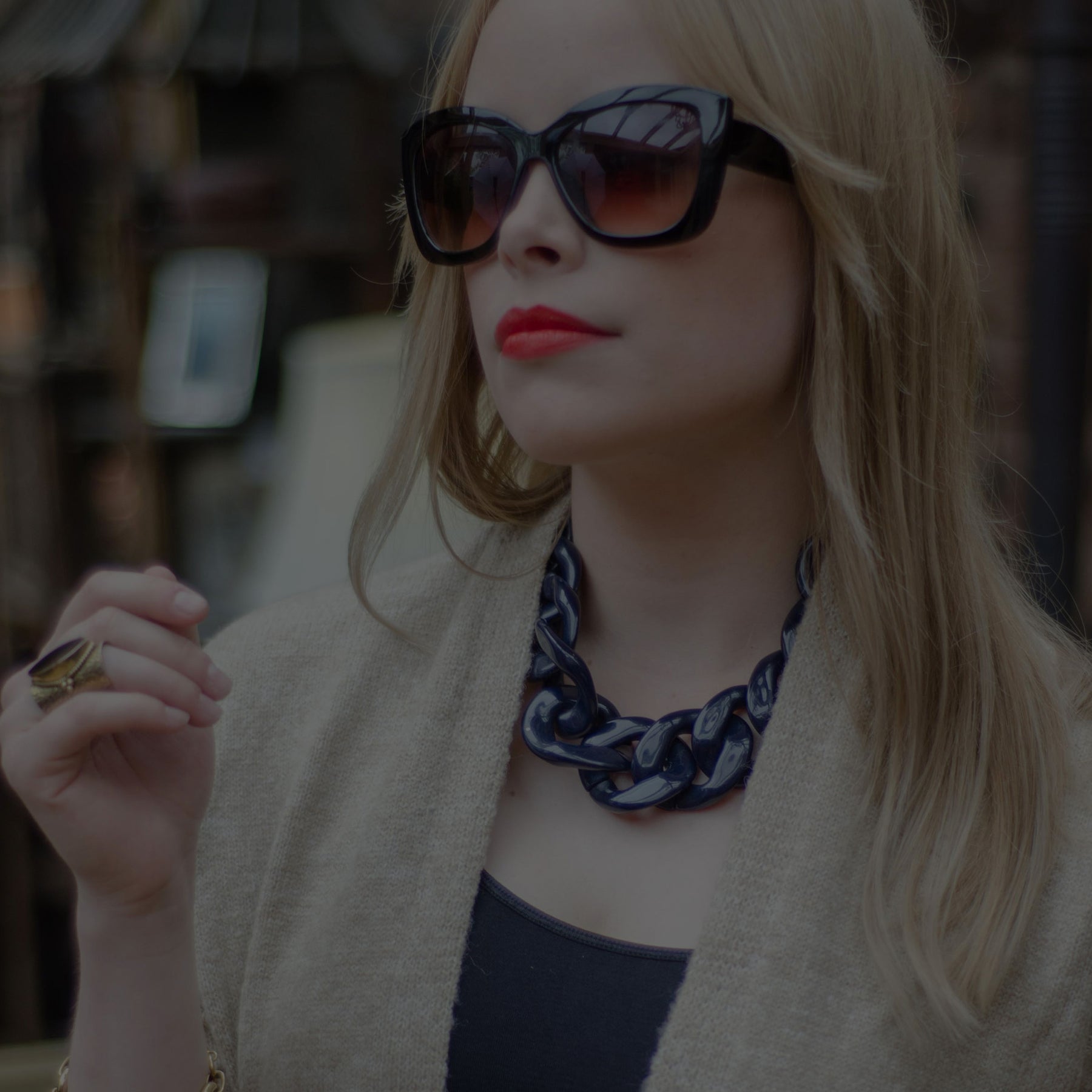 glamorous image of a women wearing sunglasses