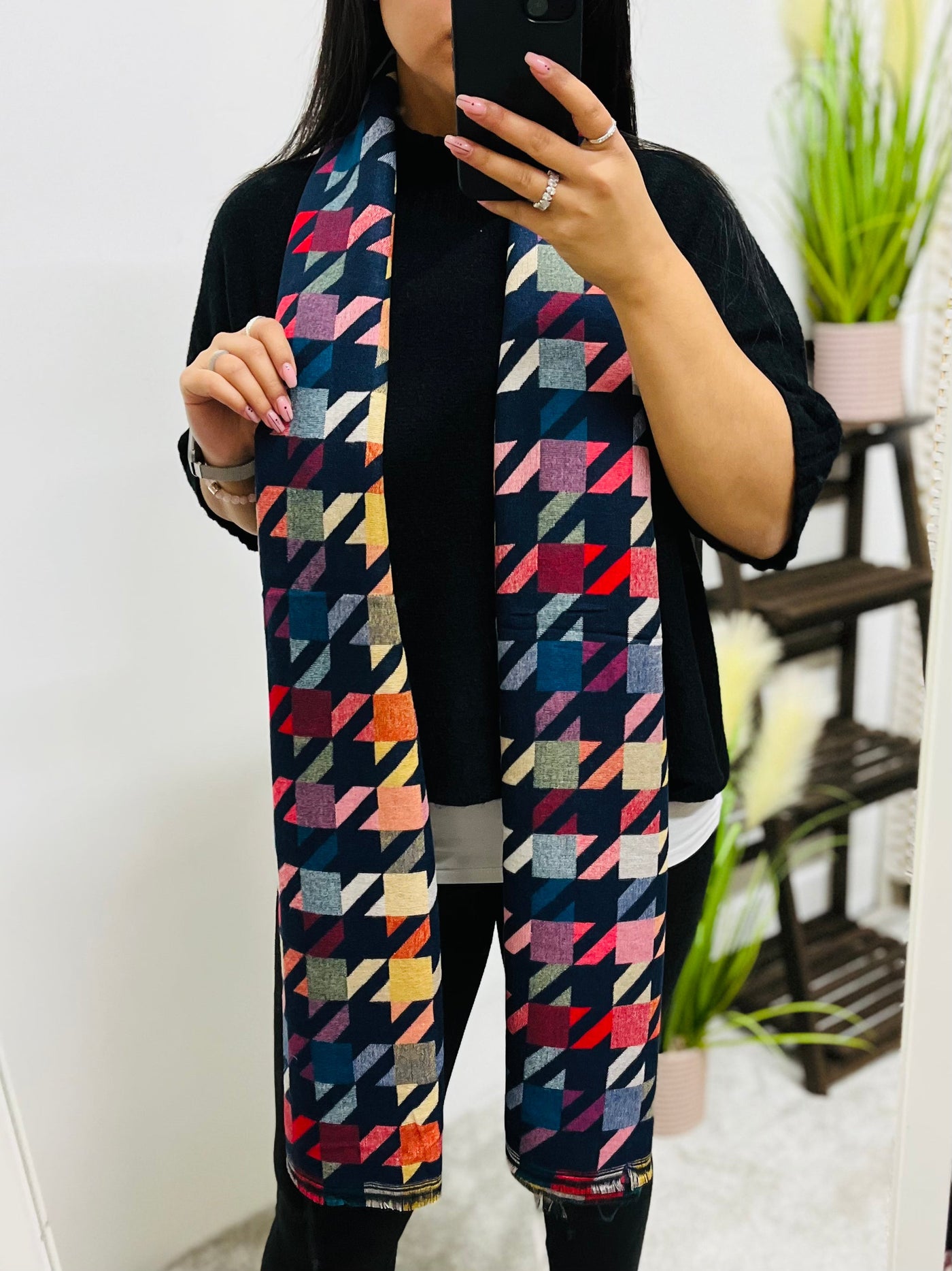 Houndstooth Print Scarf-Navy & Multicolour