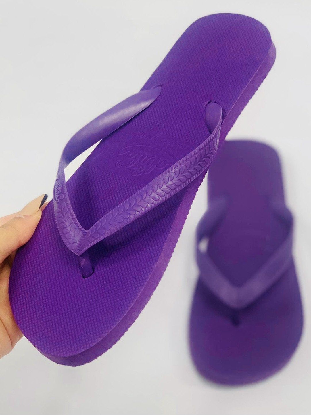 “ZOHULA” Plain Purple Flip Flops